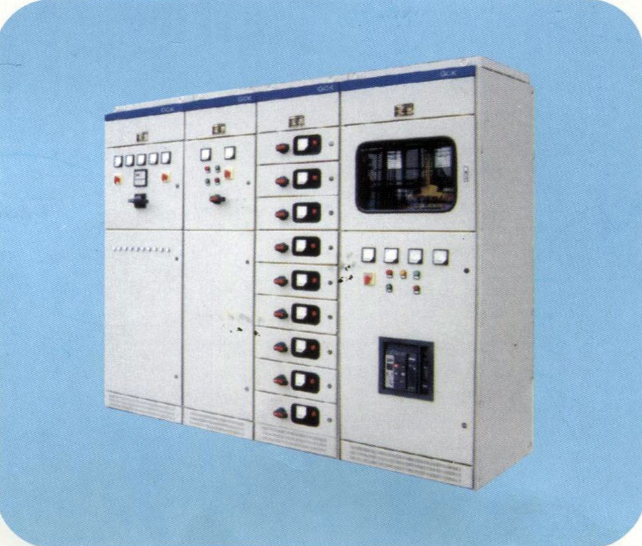 KYN28A-12、2000-31.5戶內(nèi)金屬鎧裝抽開式開關(guān)設(shè)備2